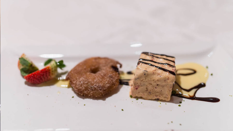 Gourmet food & wine